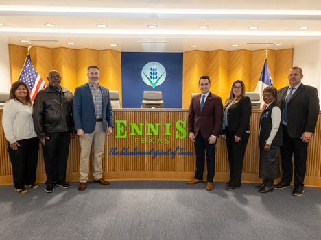 Official Website for the City of Ennis, Texas - City Commission